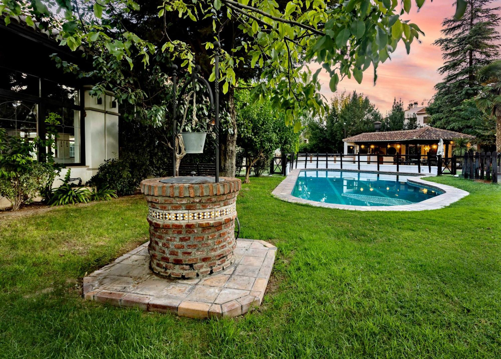 Hotel Cortijo Landete (Adults Only) Armilla Exteriör bild