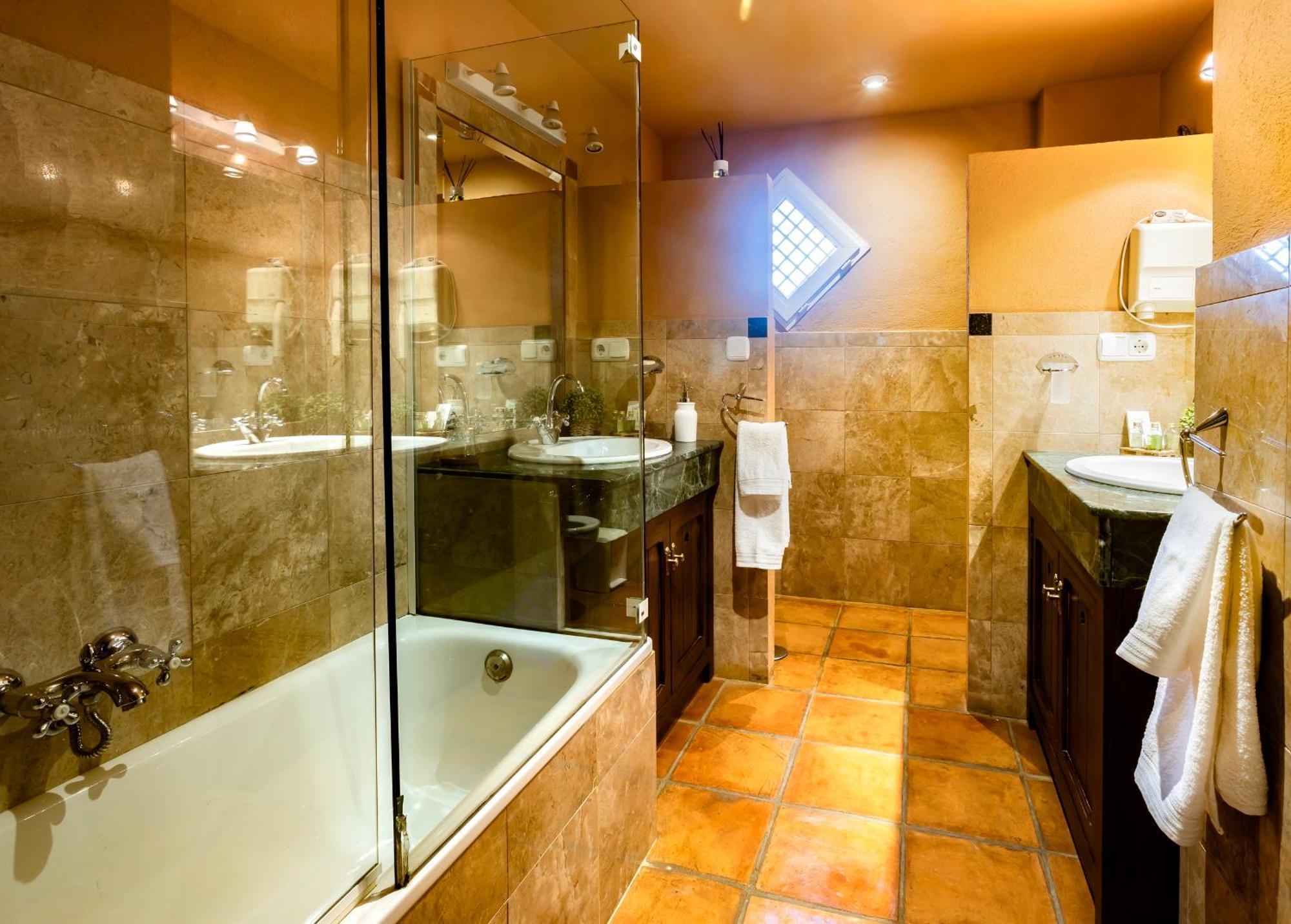 Hotel Cortijo Landete (Adults Only) Armilla Exteriör bild