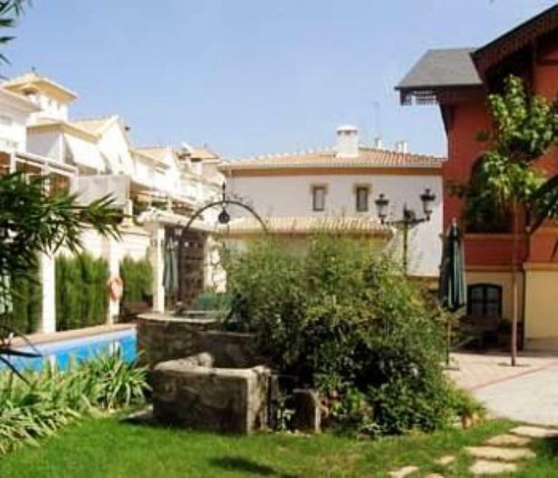Hotel Cortijo Landete (Adults Only) Armilla Exteriör bild